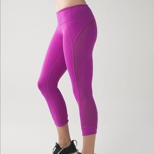 Lululemon Pants- Interval Crops